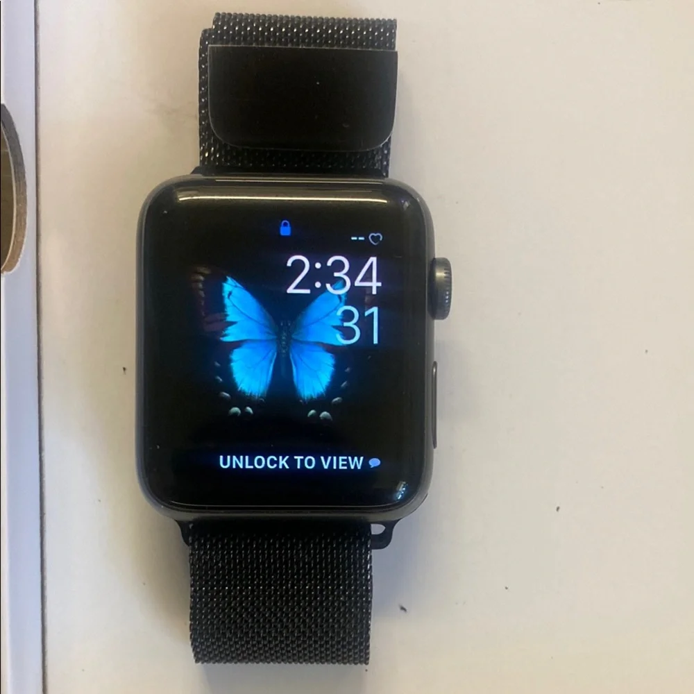 Apple Watch Series 3 42mm with original silicon band